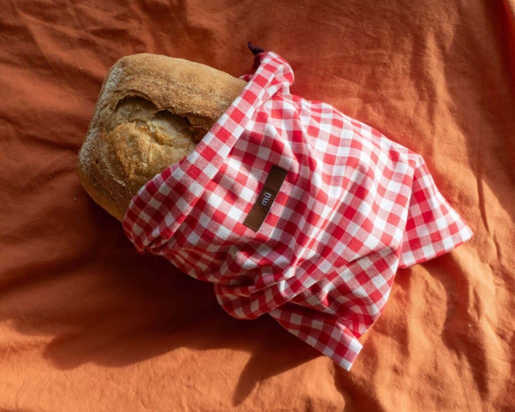 mu checkered bag